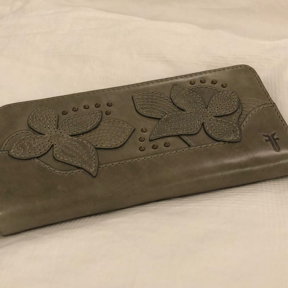 FRYE MELISSA STUDDED FLORAL ZIP WALLET in Wild Sage NWT